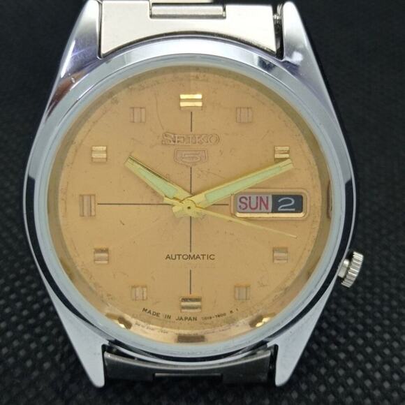 Vintage 1986 Seiko Automatic Mens Silver Watch W/daydate & Gold accents - Picture 4 of 8